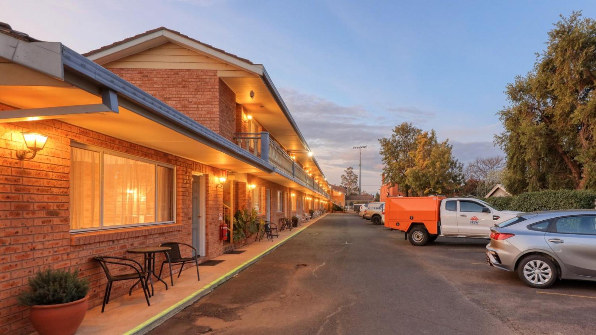Blue Diamond Motor Inn Dubbo Exteriér fotografie