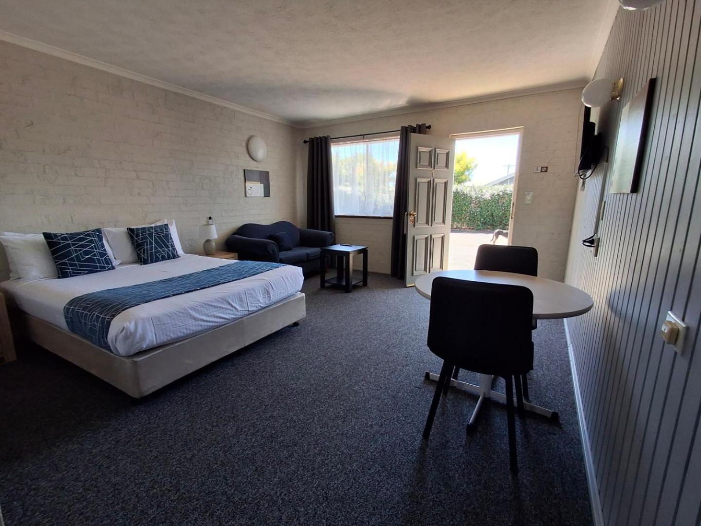 Blue Diamond Motor Inn Dubbo Exteriér fotografie