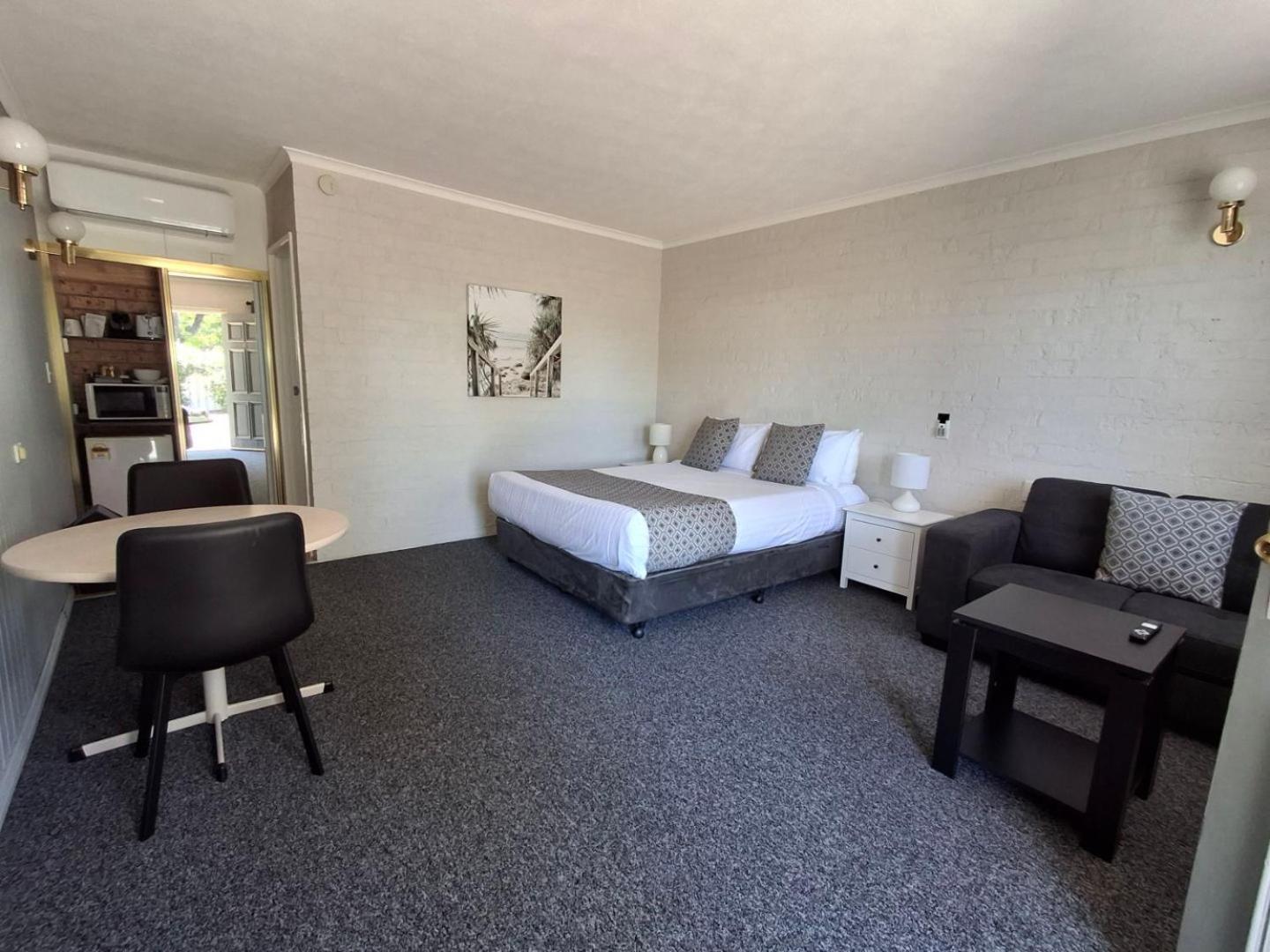 Blue Diamond Motor Inn Dubbo Exteriér fotografie
