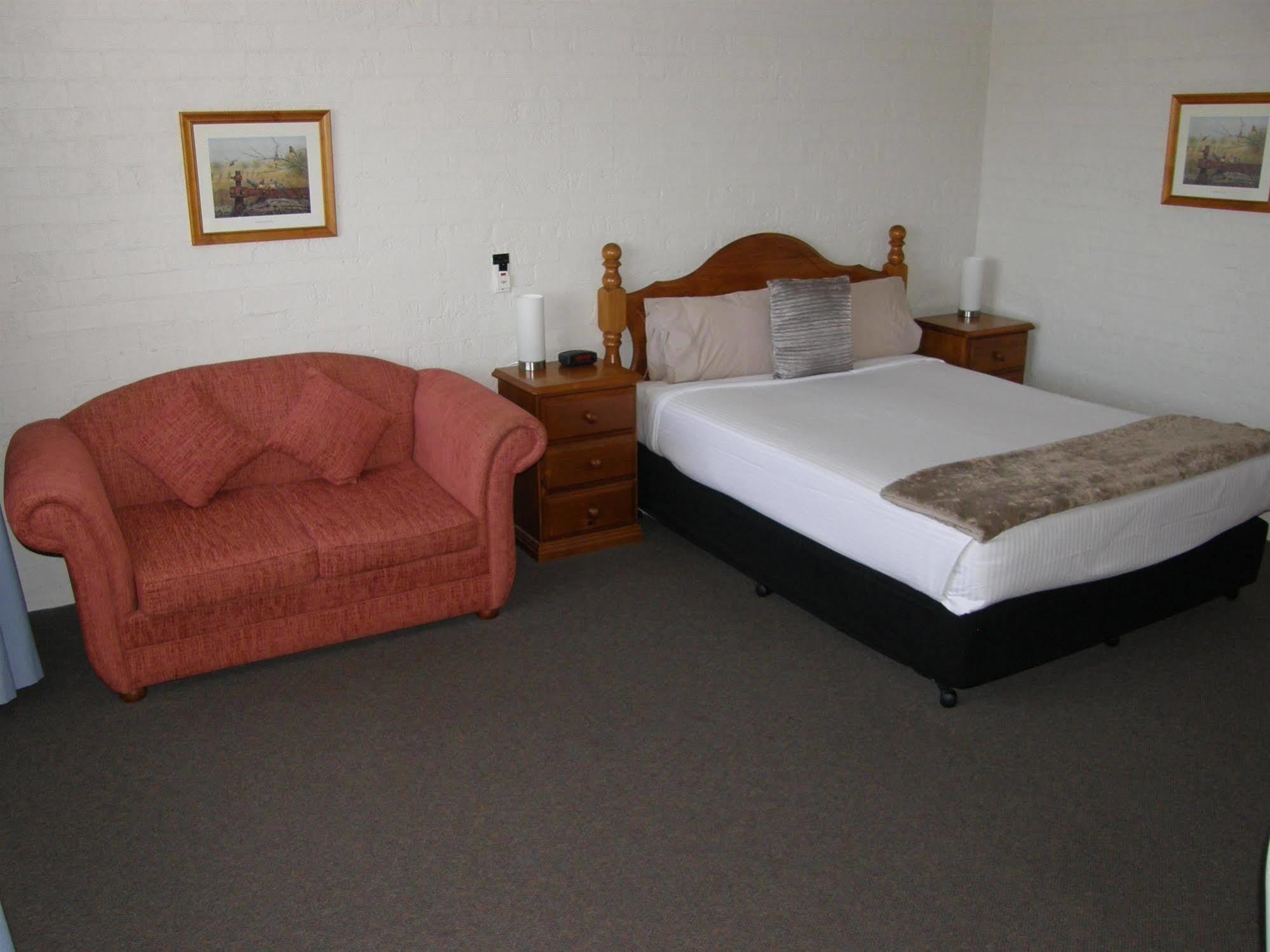 Blue Diamond Motor Inn Dubbo Exteriér fotografie